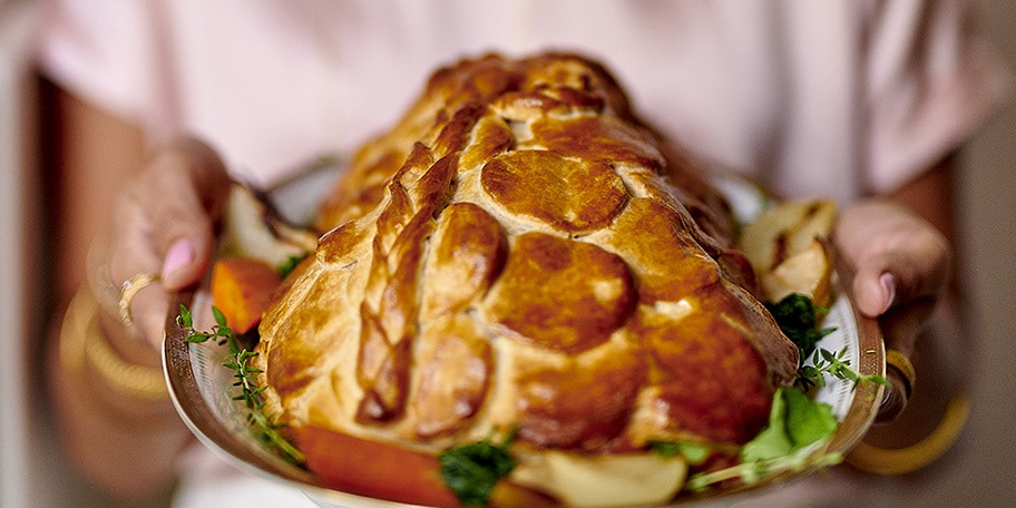 Feuilleté géant aux légumes, châtaignes et parmesan