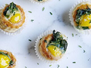 Mini-bouchées aux oeufs de caille