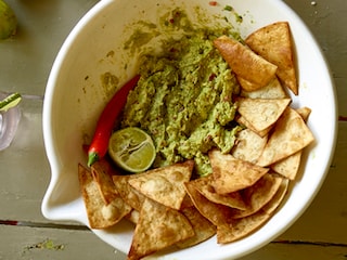 Guacamole con nachos