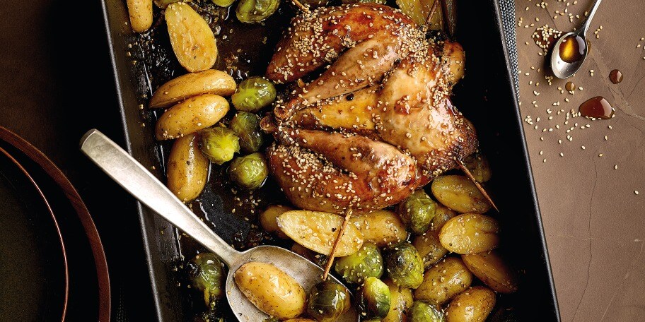 Fazant in crapaudine met gember, sesam en esdoornsiroop