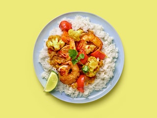 Easy rode curry met scampi in 30 minuten