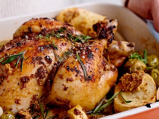 Poulet rôti aux légumes d'hiver et moutarde à l'ancienne