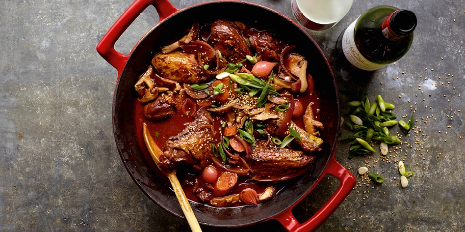 Coq au vin aux saveurs asiatiques