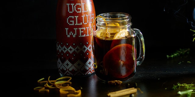 Vin chaud à l'orange et aux épices