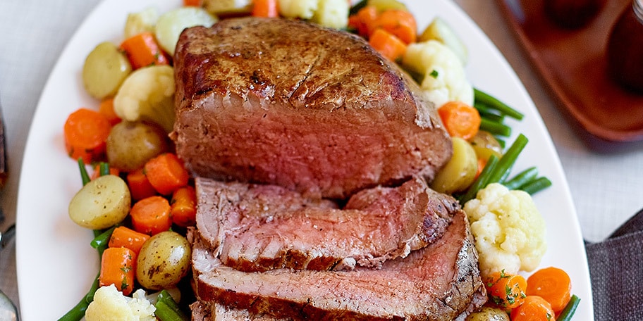 Rosbif avec bouquetière de légumes et grenailles