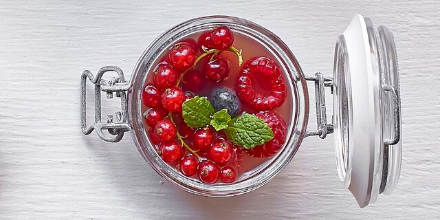 Soupe aux fruits rouges