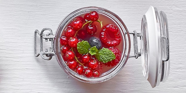 Soupe aux fruits rouges