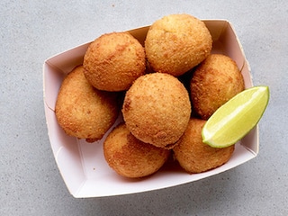 Croquettes de poulet au citron vert et au gingembre