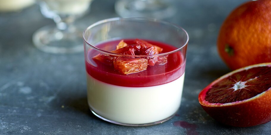 Panna cotta’s met bloedappelsienen
