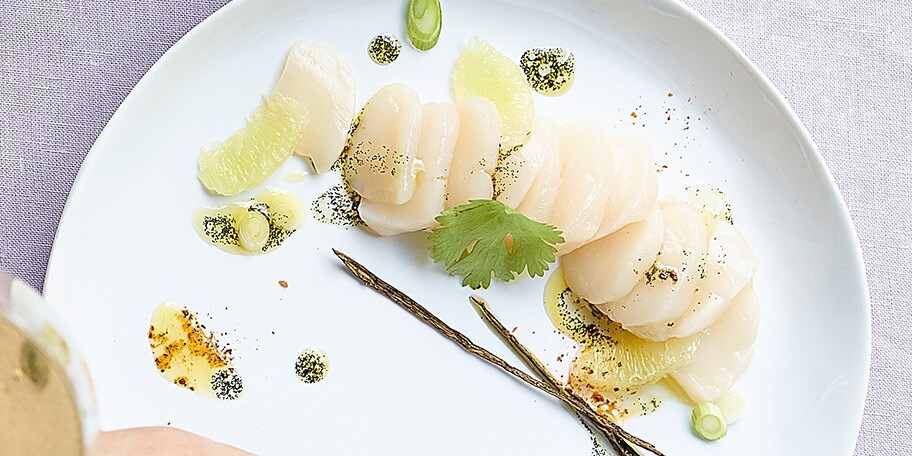 Sint-jakobsnoten met vanille en limoen