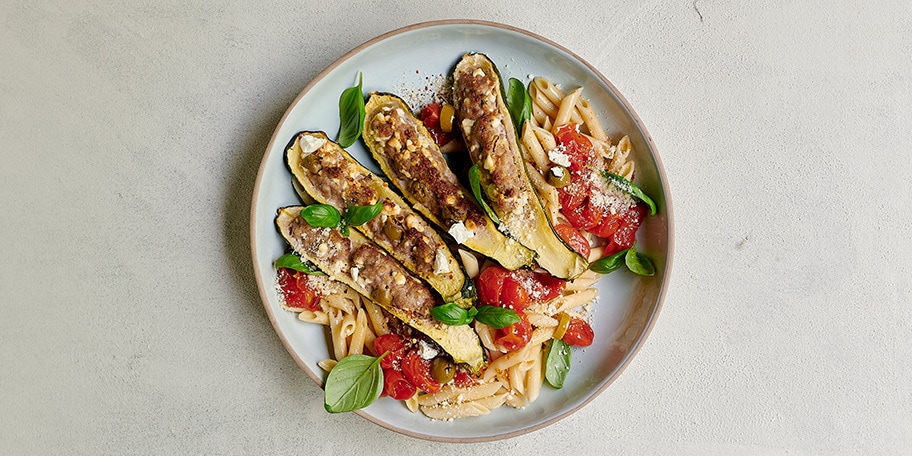 Courgettes farcies et penne aux tomates cerises