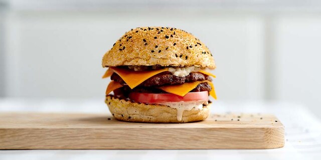 American smashed burger madness