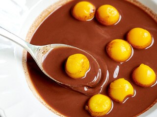 Chocoladesoep met balletjes