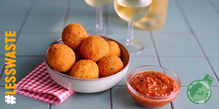 Arancini « zero waste » à la mozzarella et sauce Napoletana