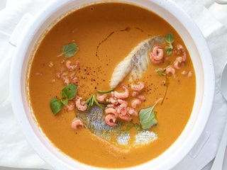 Soupe de poisson aux crevettes grises