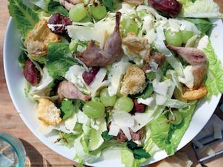 Caesarsalade met kwartels en eendenmagen