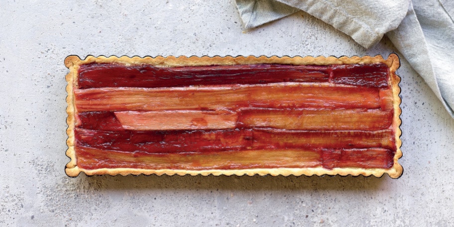 Tarte à la rhubarbe et à la crème d’amandes
