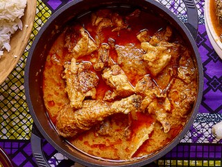 Poulet à la sauce d’arachide