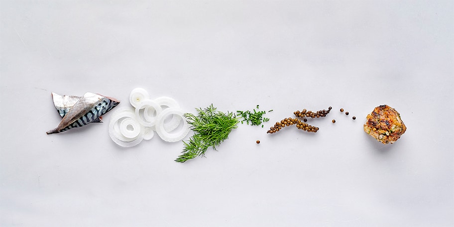 Makreelballetjes met verse kruiden