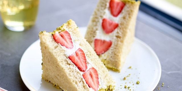 Sando fraise-pistache