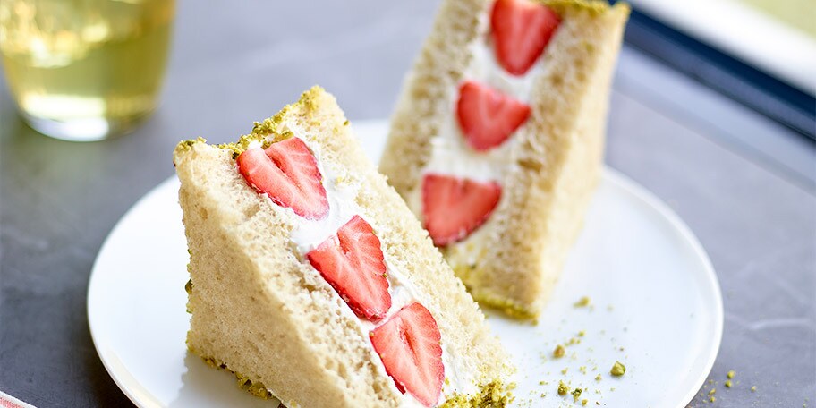 Sando fraise-pistache
