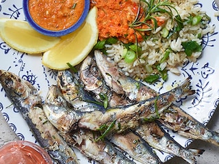 Sardines grillées et sauce piri-piriportugaise