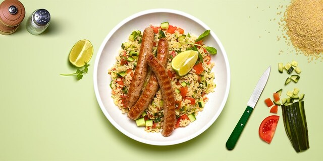 Kippenworsten en tabouleh met limoen