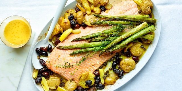 Zalm in de oven met krieltjes en asperges