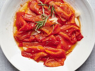 Gestoomde paprika's met rozemarijn