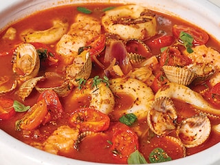 Cioppino (stoofpotje van vis en zeevruchten)