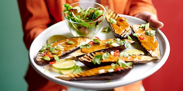 Aubergines grillées et marinade au miso