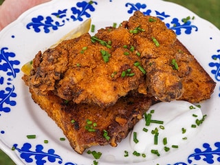 Poulet frit sur pain d’épices Averbode grillé