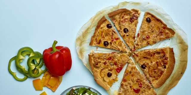 Quiche met tonijn, paprika en Griekse yoghurt