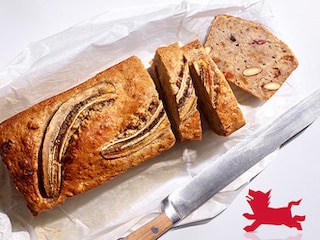 Banana bread aux flocons d’avoine et aux mendiants