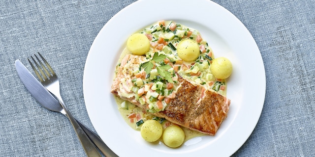 Zalm met fijne groentjes