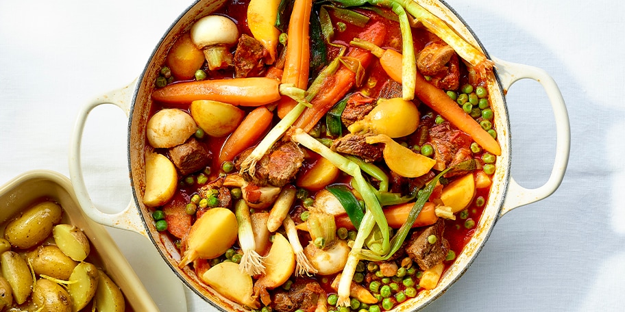 Cocotte d'agneau aux légumes printaniers