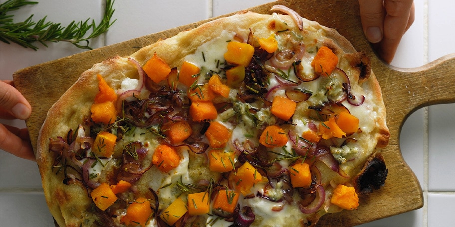 Herfstpizza met butternut en burrata