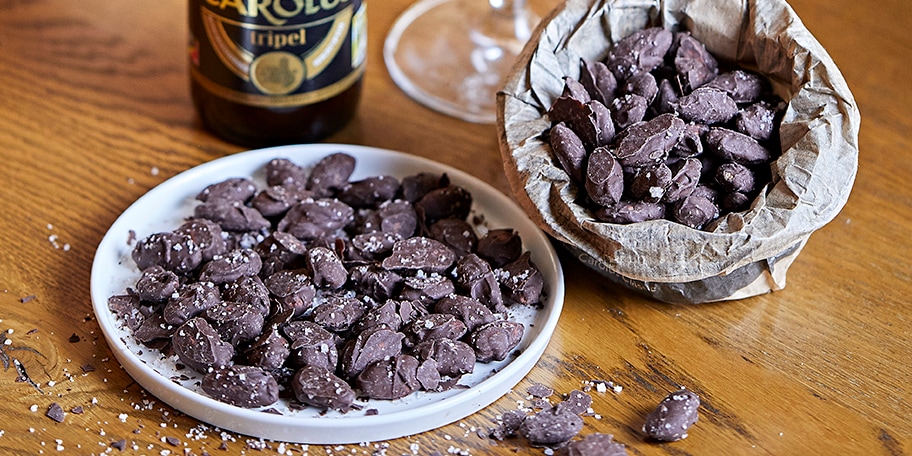 Gegrilde chocoladeamandelen met fleur de sel