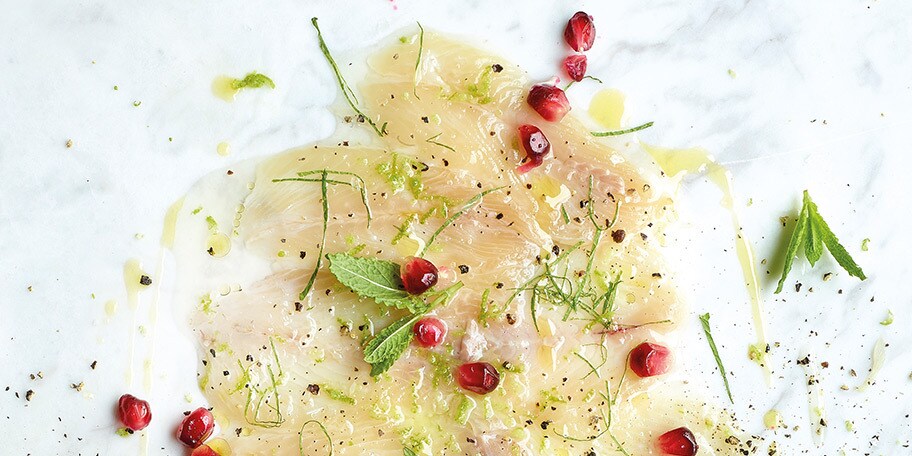 Carpaccio de truite à la vinaigrette citron vert-gingembre