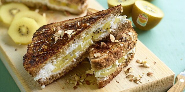 Croque perdu au Zespri SunGold et à la ricotta