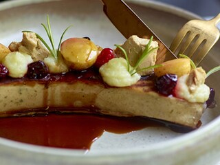 Luikse pens met eendenlever, appel en Blauwe Chimaysaus