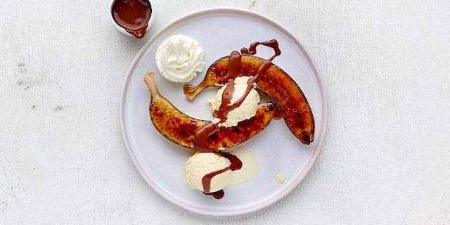 Gekaramelliseerde banana splits