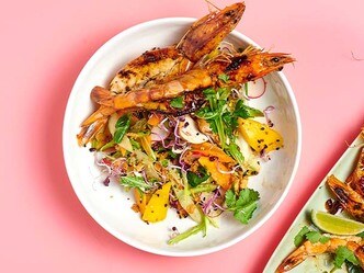 Salade thaï aux crevettes grillées