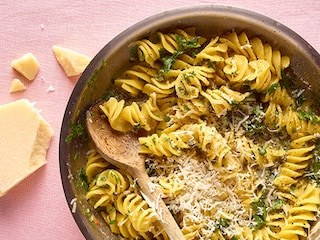 Pâtes à la sauge, citron et câpres