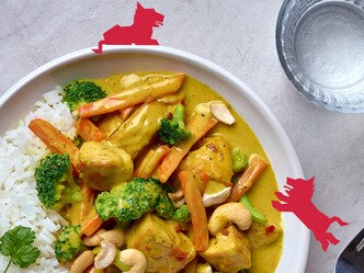 Poulet au curry et aux légumes croquants