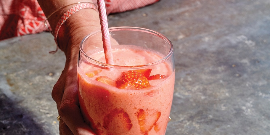 Aardbeien-kokosmilkshake