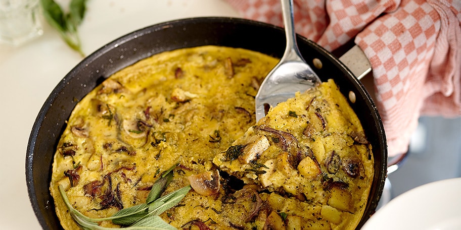 Frittata met champignons en salie