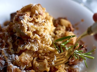 Pasta met ragù van everzwijn