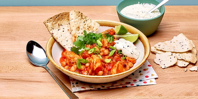 Cocotte de poulet tex-mex et tortillas grillées