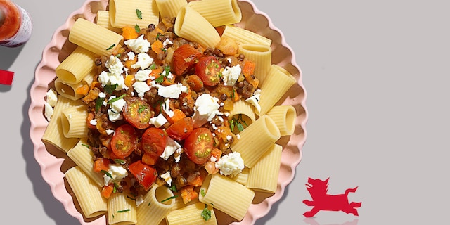 Rigatoni met pompoen, linzen en feta